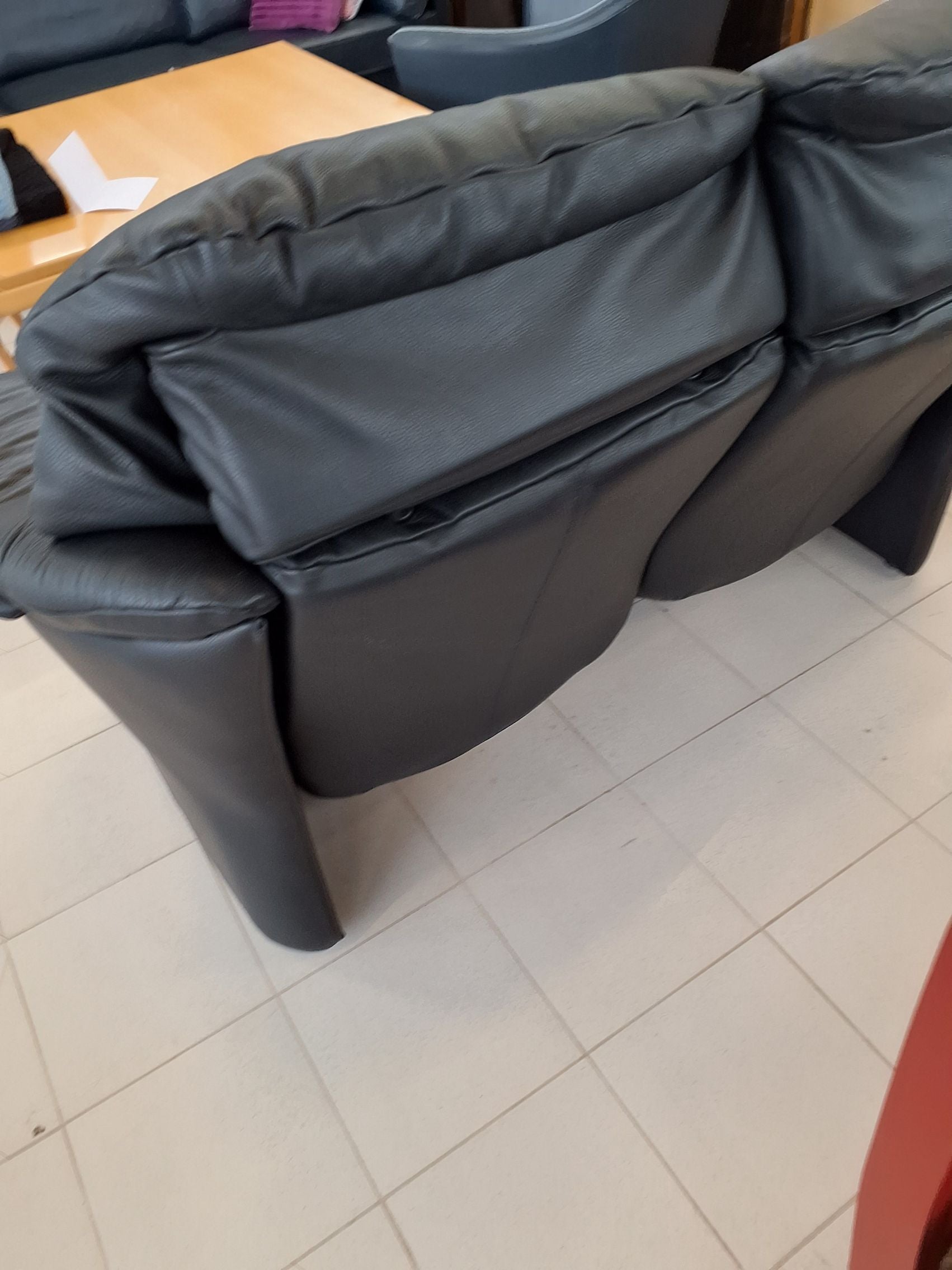 2 pers sort sofa